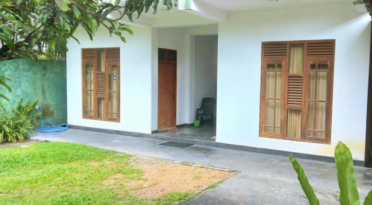 Hector House Hotel Weligama Eksteriør billede